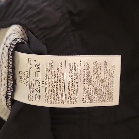 Old Navy Boys Active Shorts | Size 6-7 | Smoke-Free Home - Picture 3 of 3